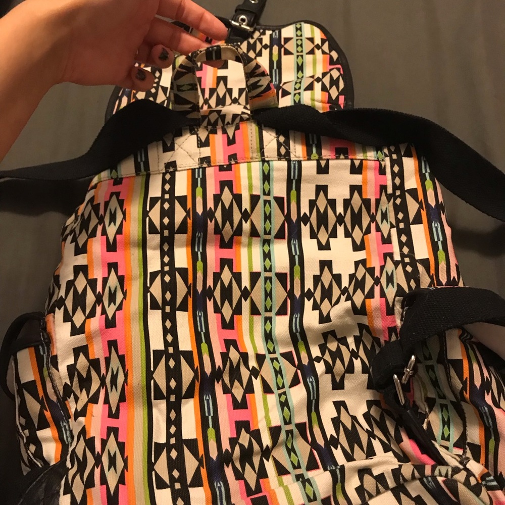 Backpack - Picture 7 of 7